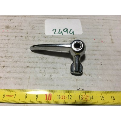 2494 - MANETTINO CHIUSURA DEFLETTORE FIAT 850 500 CROMATO