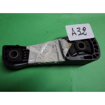 A32 - SUPPORTO MOTORE 7700832264  renault SCENIC KANGOO MEGANE