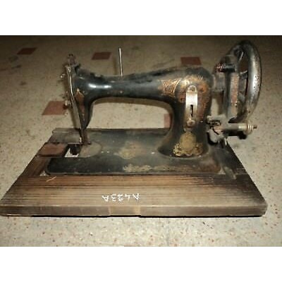 A423A - MACCHINA DA CUCIRE VINTAGE SINGER -0