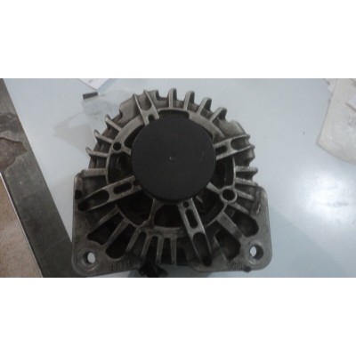 A820V - RENAULT LAGUNA MEGANE DCI ALTERNATORE DAL 2001 IN POI VALEO 2606272A-1