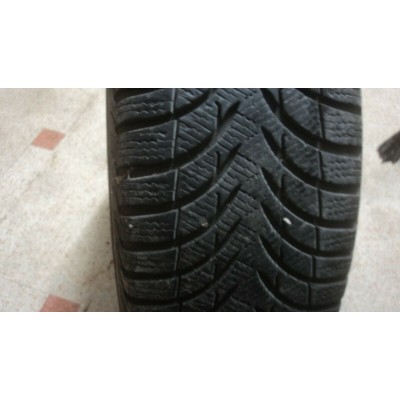 B448 - PNEUMATICO GOMMA MICHELIN 215 65 16 INVERNALE OLD DOT-0