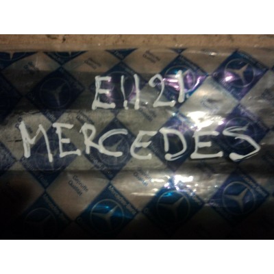 E1121 - MERCEDES MODANATURA PORTIERA PORTA ORIGINALE -0