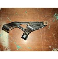 E1309 - FIAT PUNTO GT / TD Supporto Staffa motore 7748668