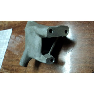 E2338 -- 46424917 STAFFA SUPPORTO MOTORE FIAT BRAVO BRAVA MAREA -0