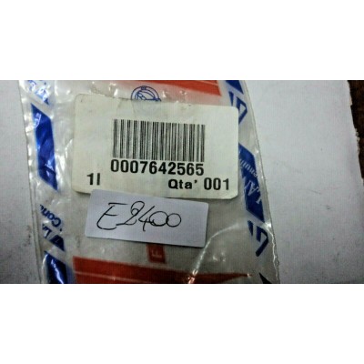 E2400 -- 7642565 PERNO RACCORDO ORIGINALE FIAT Nuovo -0