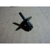 E933 - 2PZ CLIPS MODANATURA ORIGINALI IVECO  5801258087 