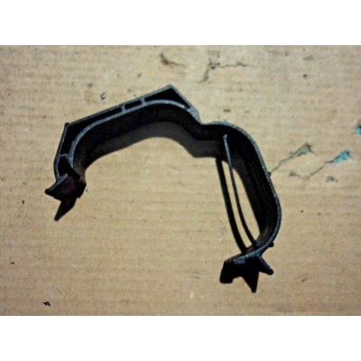 E996 - 7649796 PLASTICA STAFFA ORIGINALE FIAT 