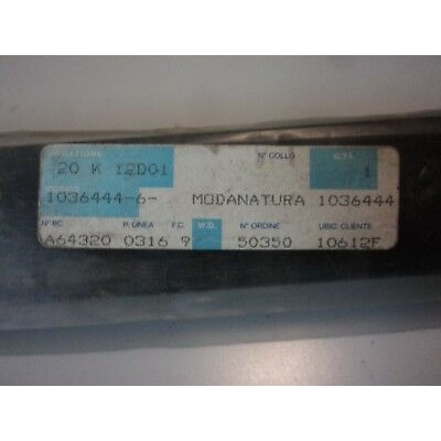 F1416 - MODANATURA ORIGINALE FORD 1036444 VERTICALE PARABREZZA -0