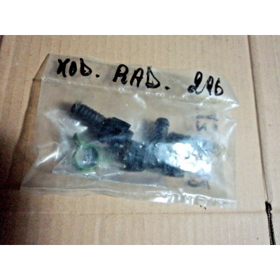 F587 - PEUGEOT 206 CITROEN XSARA PICASSO XSARA II Kit tubo del radiatore 132322