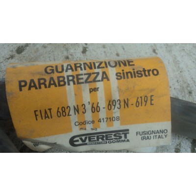 M1688L XX - GUARNIZIONE PARABREZZA FIAT 682 682 N3 N2-0