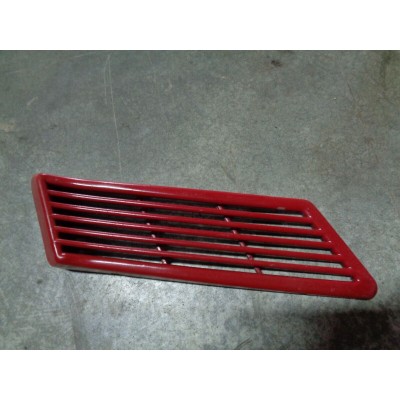 M4871 XX - PLASTICA VENTILAZIONE POSTERIORE INNOCENTI MINI BERTONE