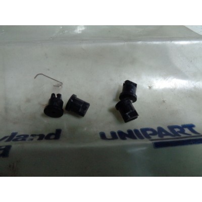 M7812 XX - MORSETTO CLIPS KIT 4 PEZZI 58551508 CZK6475 ORIGINALE INNOCENTI