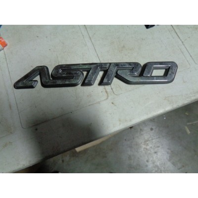 M8045 XX - SCRITTA LOGO STEMMA EMBLEM EMBLEMA FREGIO ASTRO