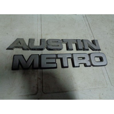 M8055 XX - SCRITTA LOGO STEMMA EMBLEM EMBLEMA FREGIO AUSTIN MINI METRO