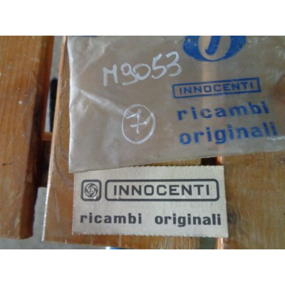 M9053 XX - PLASTICA FRECCIA LATERALE INNOCENTI 34311116 AXE4368-0